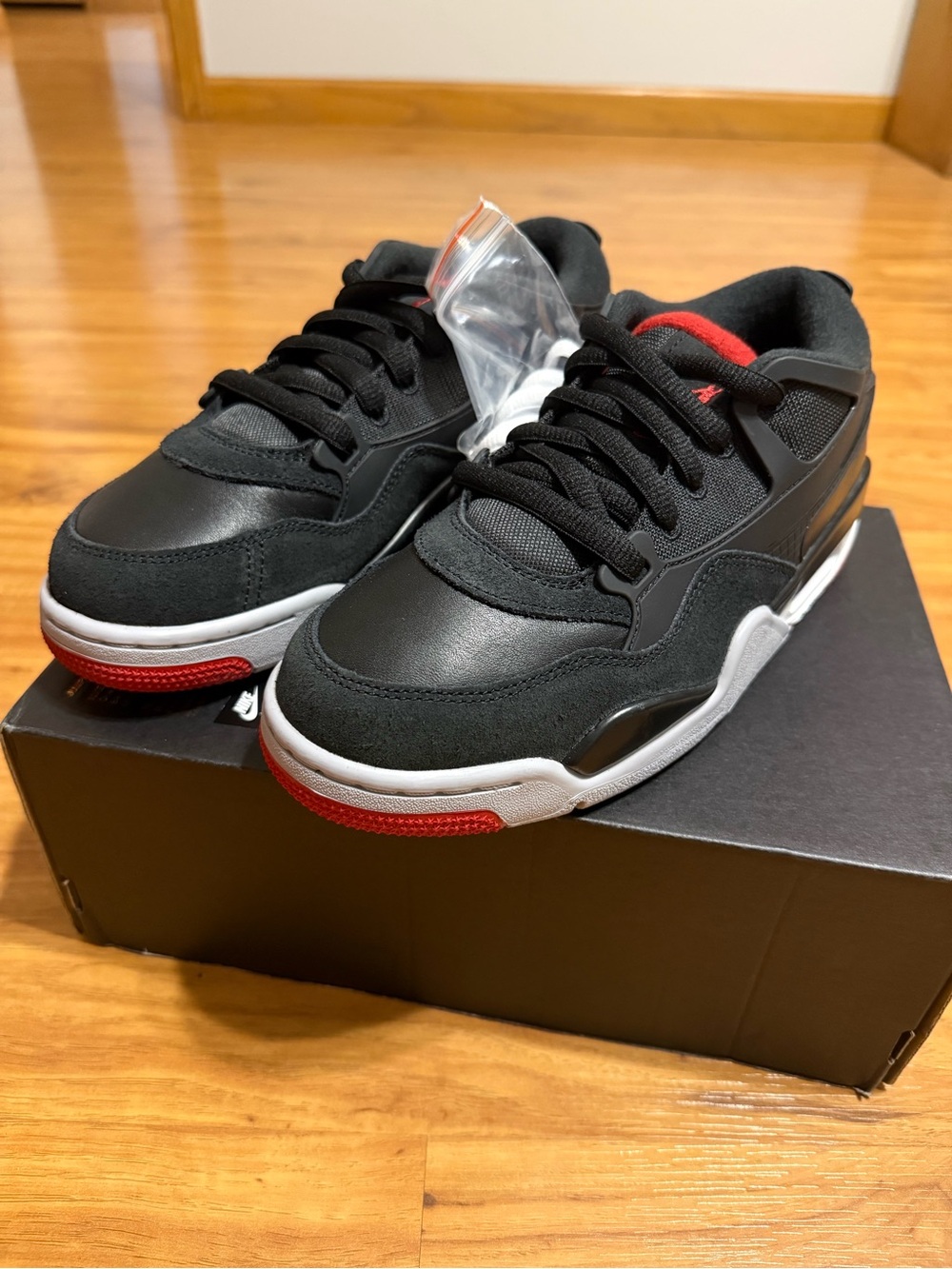 Nike Air Jordan 4 RM, Black/Varsity Red/Wolf Grey, Size 6 Youth / 7.5 Women, New - Picture 4 of 8